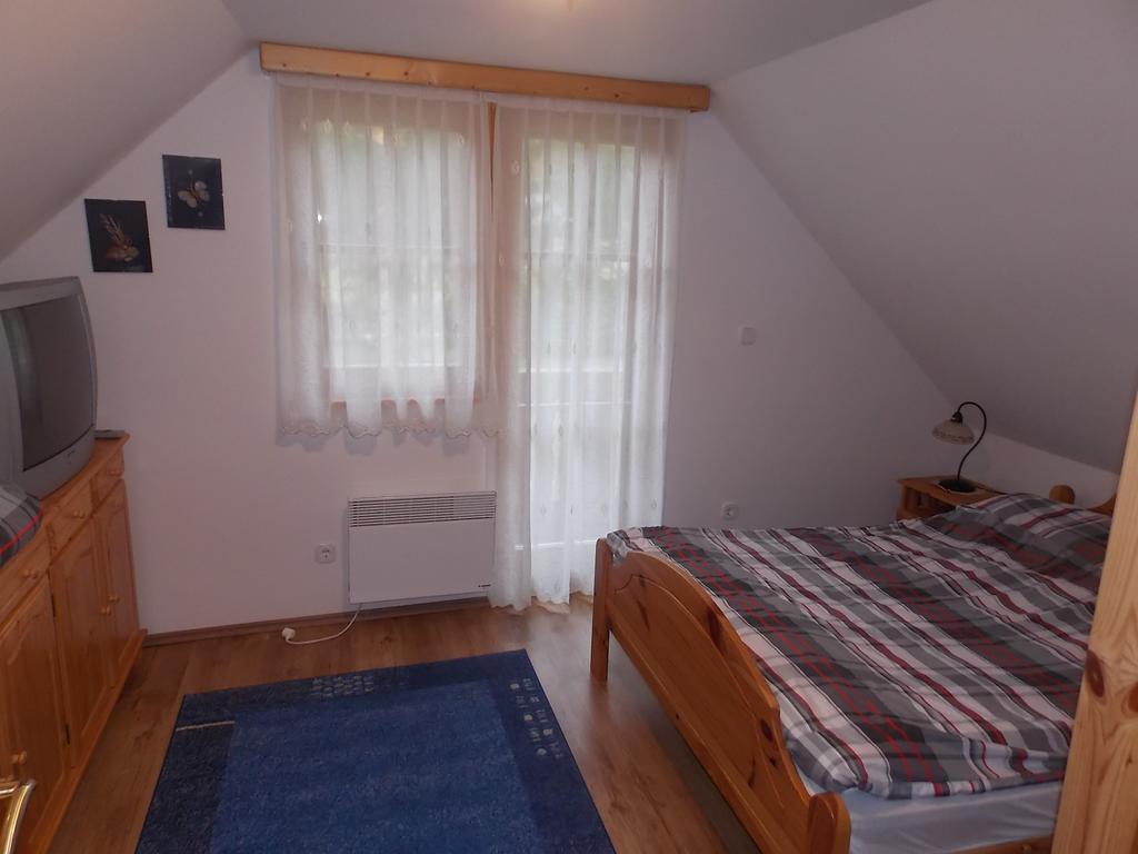 Holiday House Kaja Mojstrana Room photo